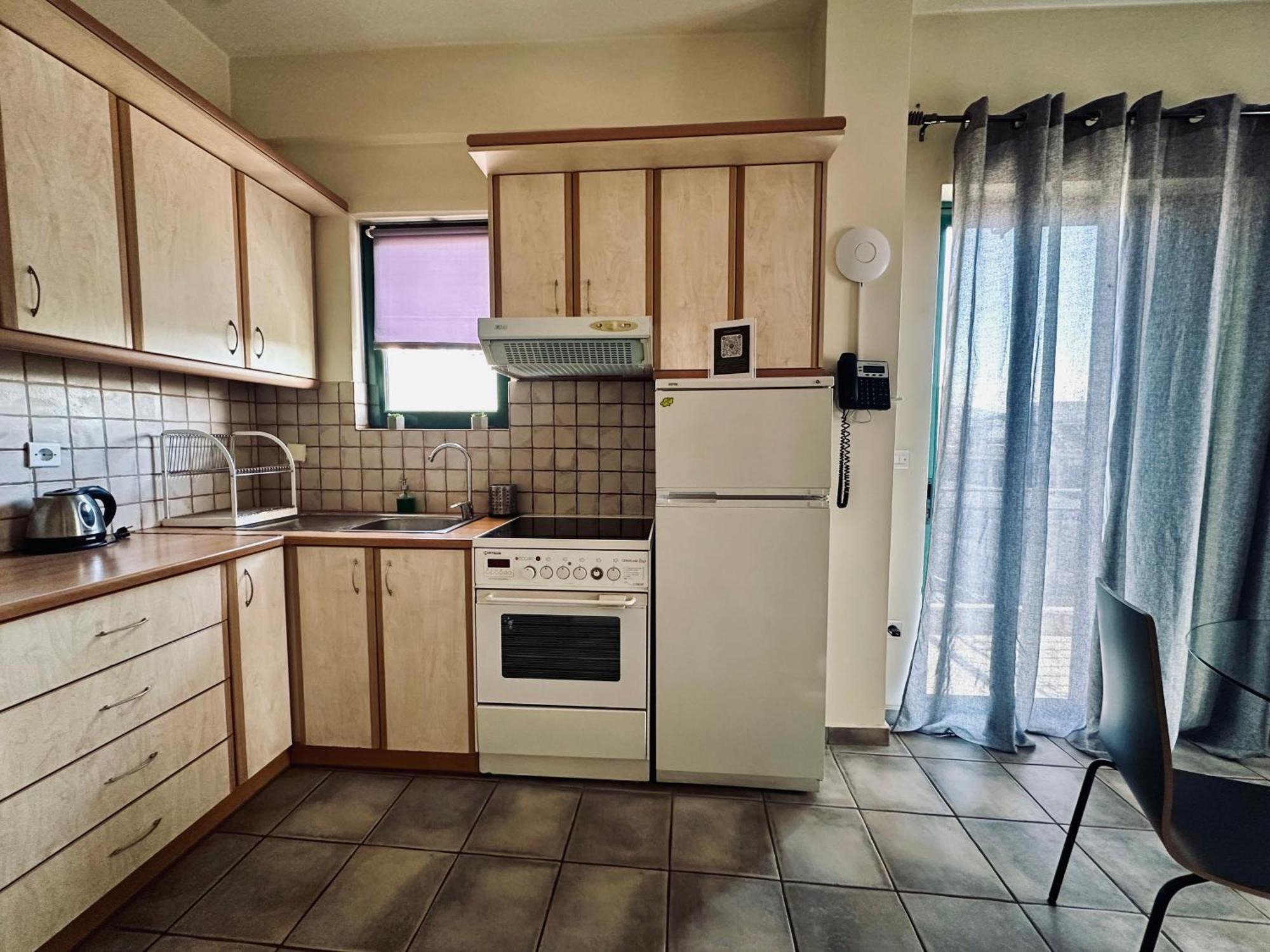 Cozy Apartments Mc Queen Athena Bagian luar foto